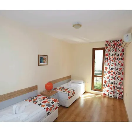 Two-bedroom In Апартамент Обзор